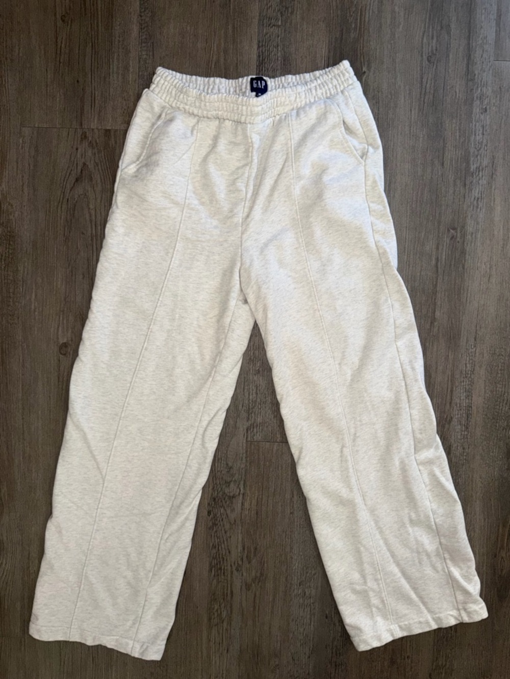 Gap women’s French terry sweat pants